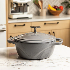 USA Enamel™ Cast Iron Dutch Oven